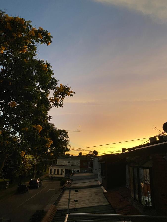 Cal Bed & Breakfast Bogota Bagian luar foto